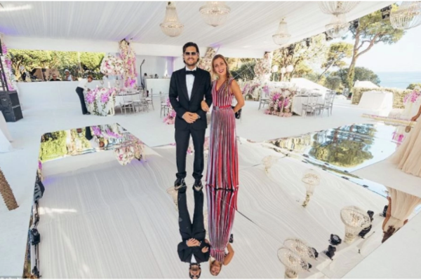 Silver Mirror Catwalk Aisle Runner Roll 10m Long NEW Highett VIC pickup