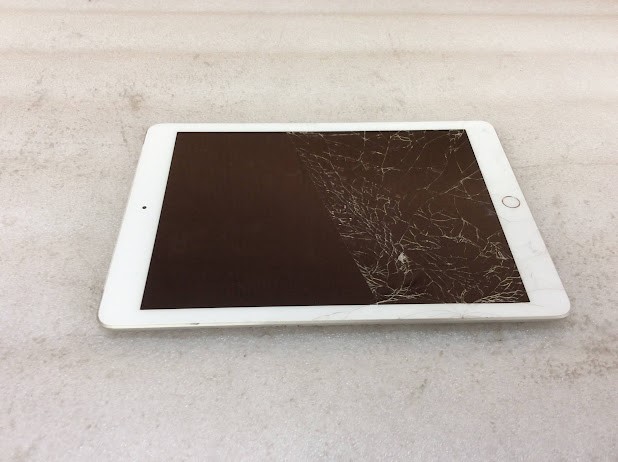 APPLE IPAD 6 (A1954) Tablet 32GB