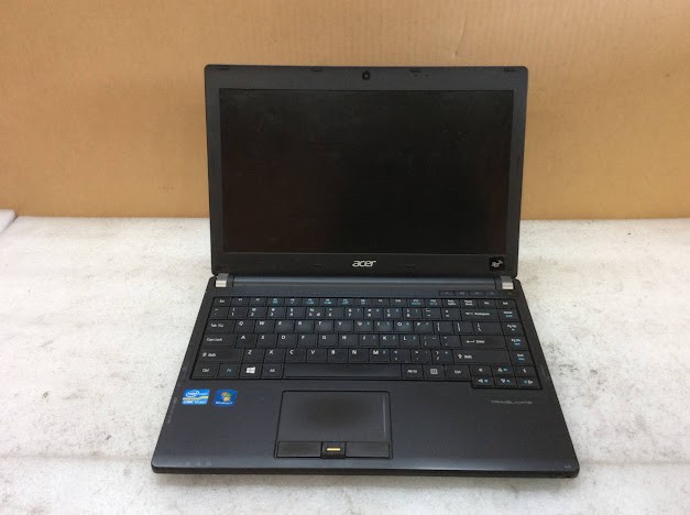 acer TraveIMate P633 series Laptop i7-3520M 4GBRAM/256GB Black