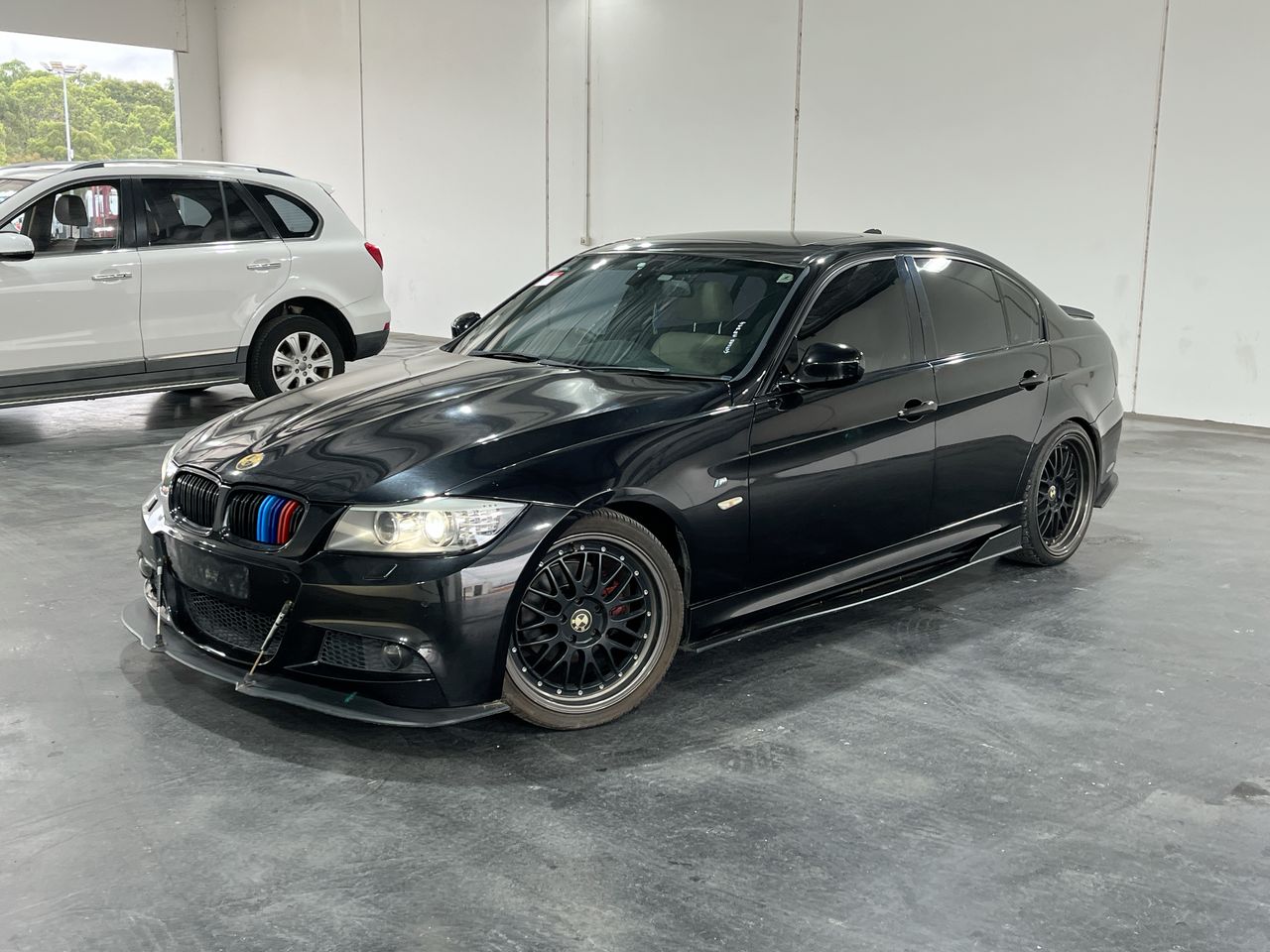 2011 BMW 3 Series 320i EXEC. E90 Automatic Sedan