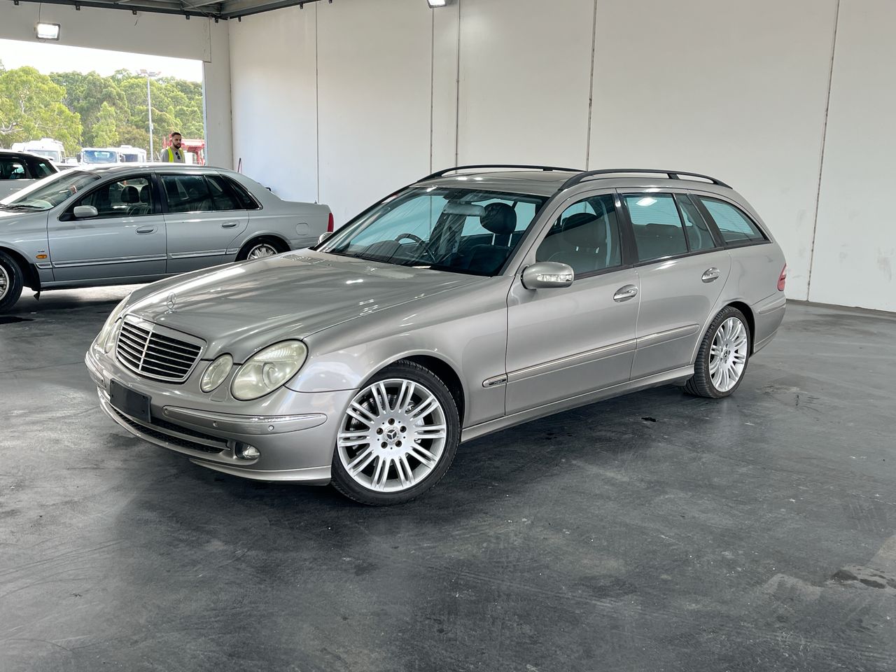 2005 Mercedes Benz E350 Elegance S211 Automatic 7 Seats Wagon