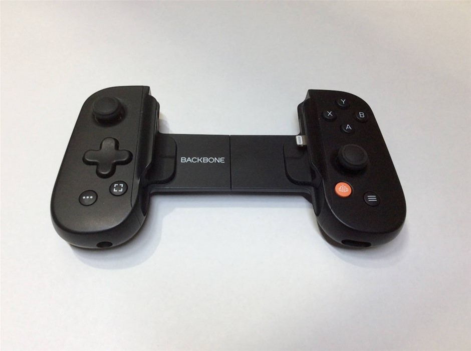 Backbone BB-02 Game Controller
Backbone BB-02 Game Controller