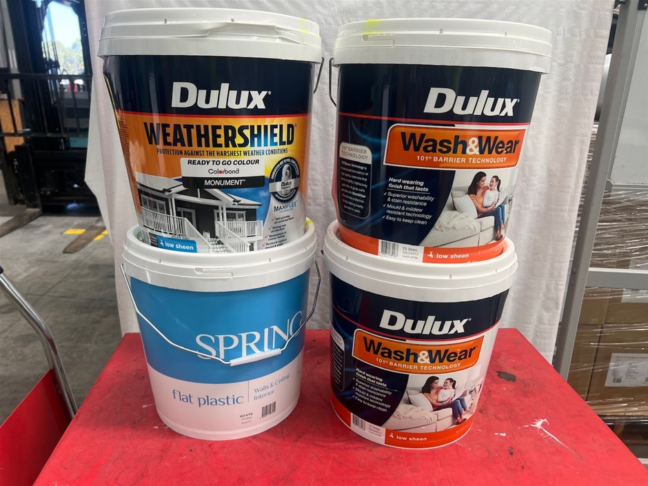 Assorted 15Lt Tubs of Paint