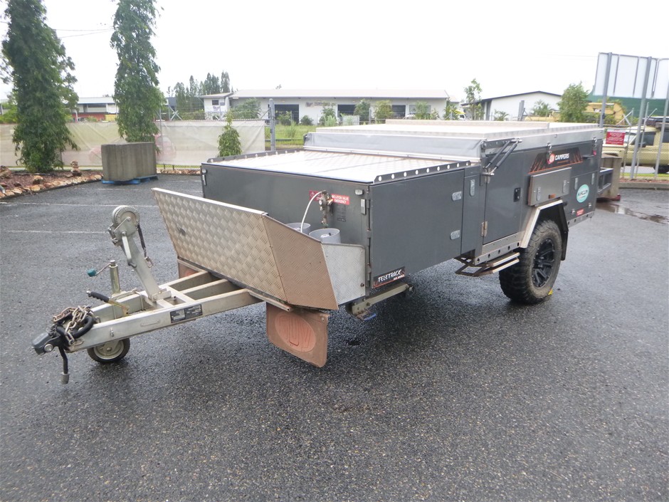 2021 Sahara Trailers SUV Teletrack Deluxe Camper Trailer 