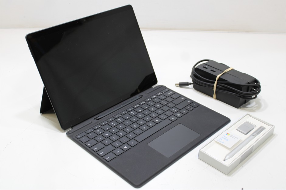 MICROSOFT SURFACE PRO X WITH LTE ADVANCED