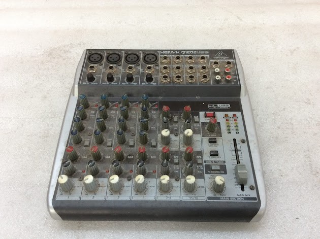 Behringer Xenyx Q1202USB Audio Mixer
