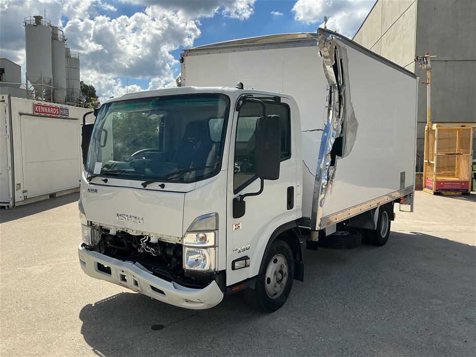 <p>2023 Isuzu NNR 4 x 2 Pantech Truck</p>