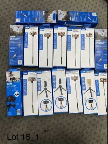 Mini Foldable Tripo with phone holder - approx 16 pieces