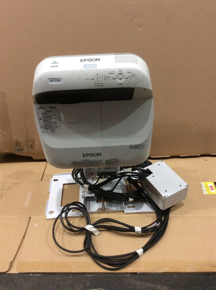 Epson EB-575W Ultra Short Throw Projector + Mounting Bracket