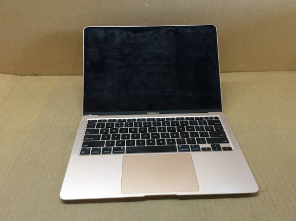 APPLE MacBook Air(A2337)(EMC3598) Laptop Apple M1 8GBRAM/unknown HDD