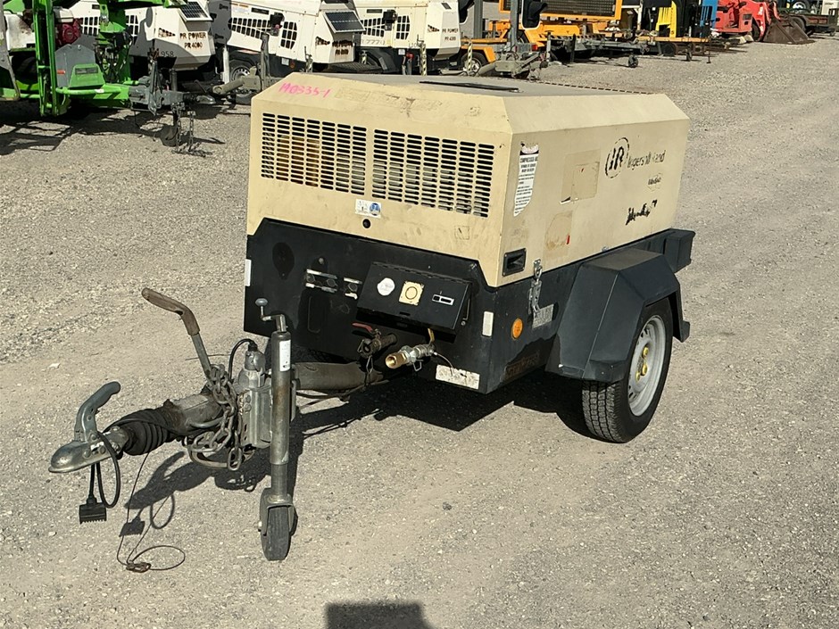 <p>Ingersoll Rand 731E Trailer Mounted Compressor</p>