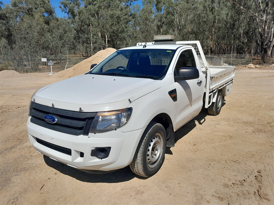 2015 Ford Ranger XL 4X2 PX Turbo Diesel Manual Cab Chassis (EX-GOV)