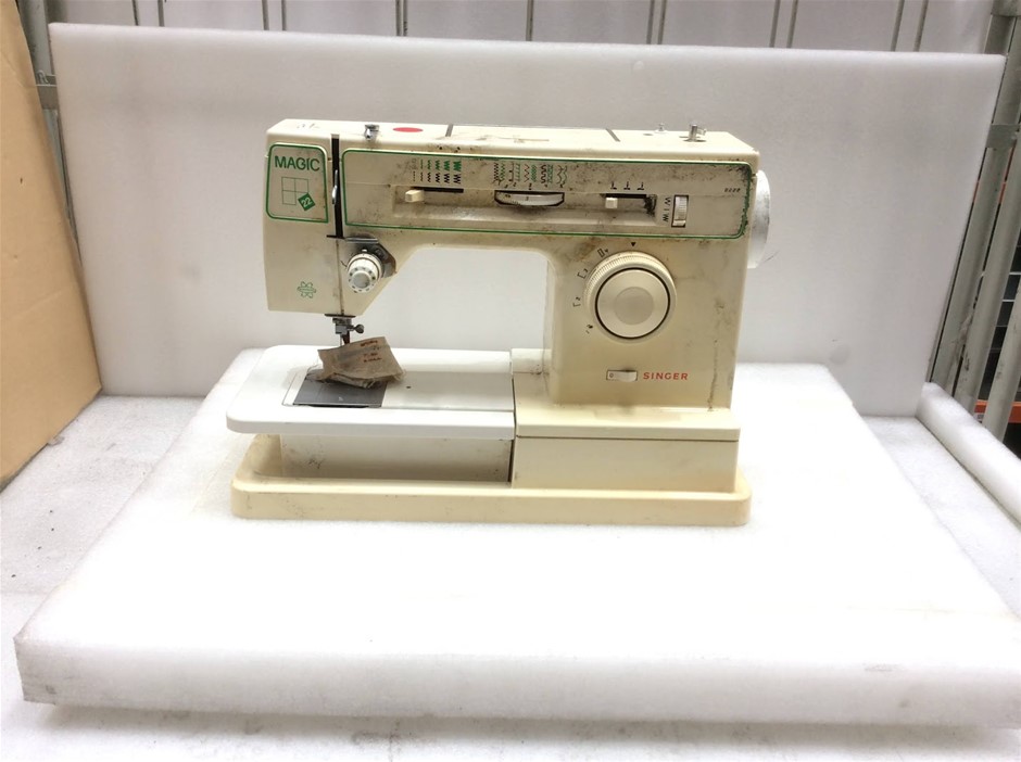 Singer Magic Sewing Machine