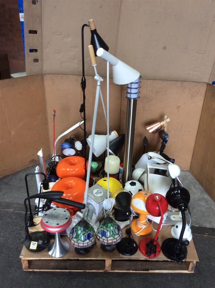Mixed Assorted Table Lamps & Desk Lamps (Various Styles)
