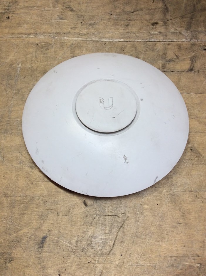 Ubiquiti UniFi UAP Wireless Access Point