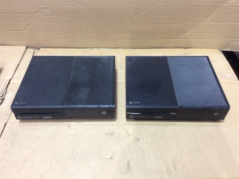 Microsoft 1540 Xbox One Gaming Console (Lot of 2)