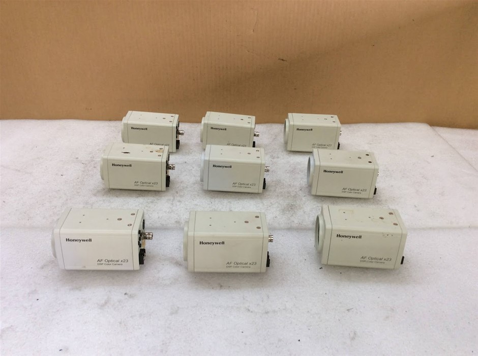 Honeywell GC-655P-VR-G AF Optical x23 DSP Color Cameras (Lot of 9)
