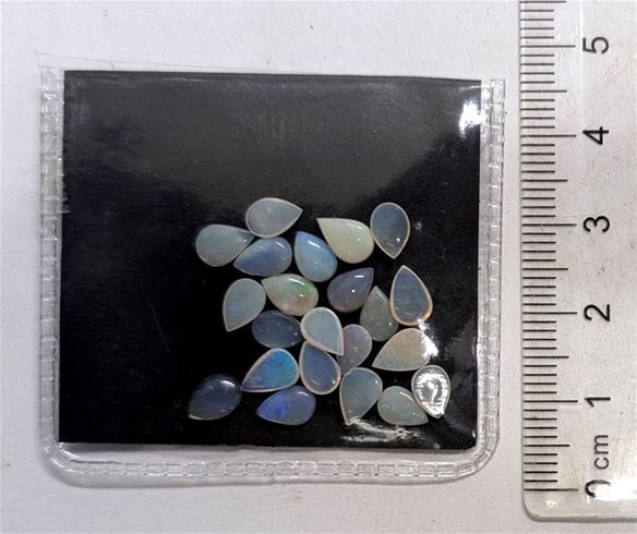 6 carats Pear shape OPAL Solids Gemstones