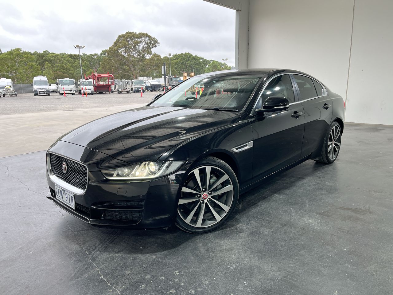 2015 Jaguar XE 20t PRESTIGE Auto - 8 Speed Sedan (RWC Issued 11-03-2026)