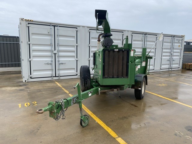 2002 Tree Care Machinery 150 Wood Chipper Trailer