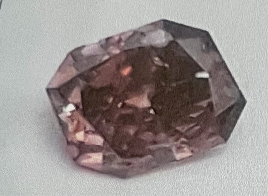 0.40 carat pink square radiant cut deep b orangy pink valu: $28,560