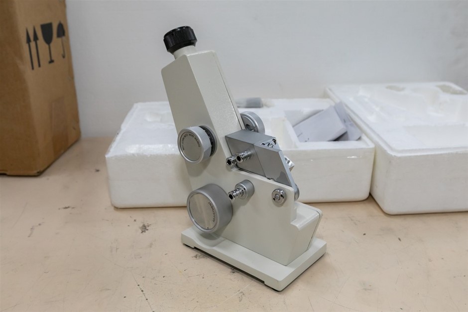 Refractometer Bench Unit External Illumination