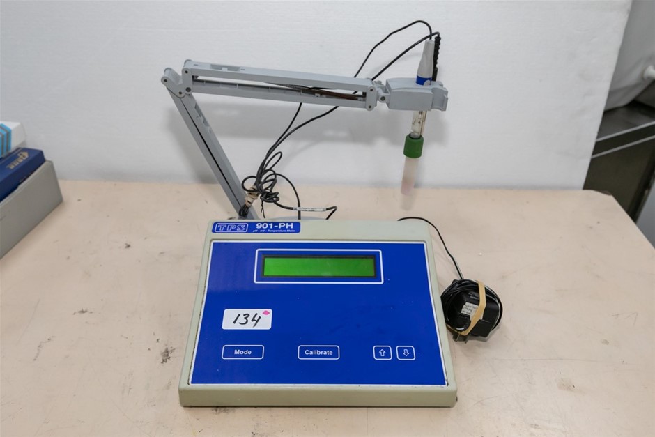 pH Meter Bench Unit with Probe and Stand