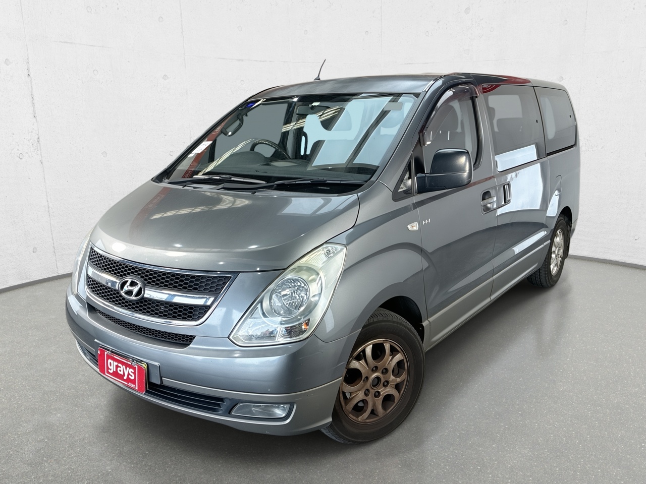 2010 Hyundai iMAX TQ Turbo Diesel Automatic 8 Seats People Mover