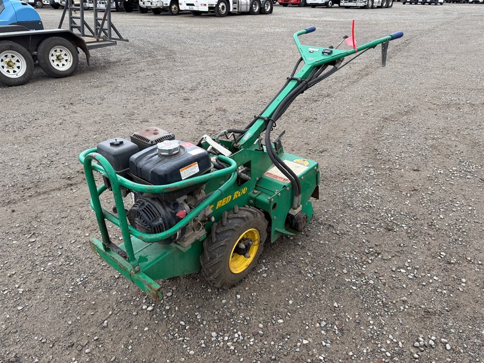 <p>Red Roo Lawn Rotary Hoe</p>