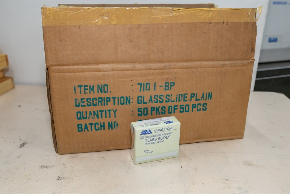 Fibre optic illuminator