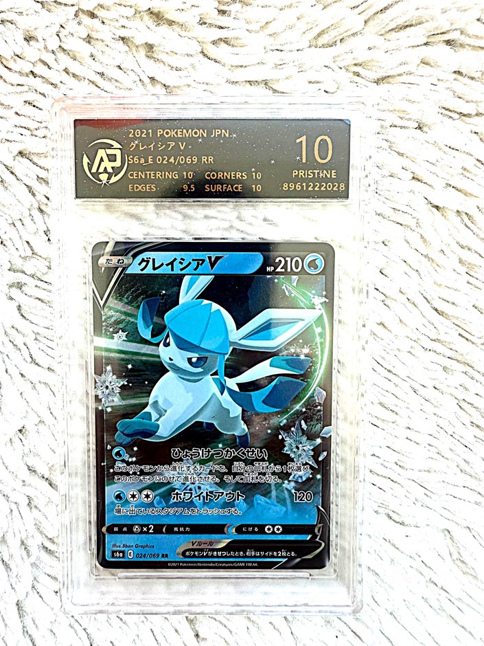Glaceon V 024/069 – 2021 JPN – RR 10 Pristine Slab