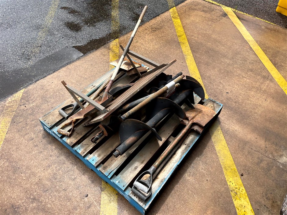2x Augers and Shovels