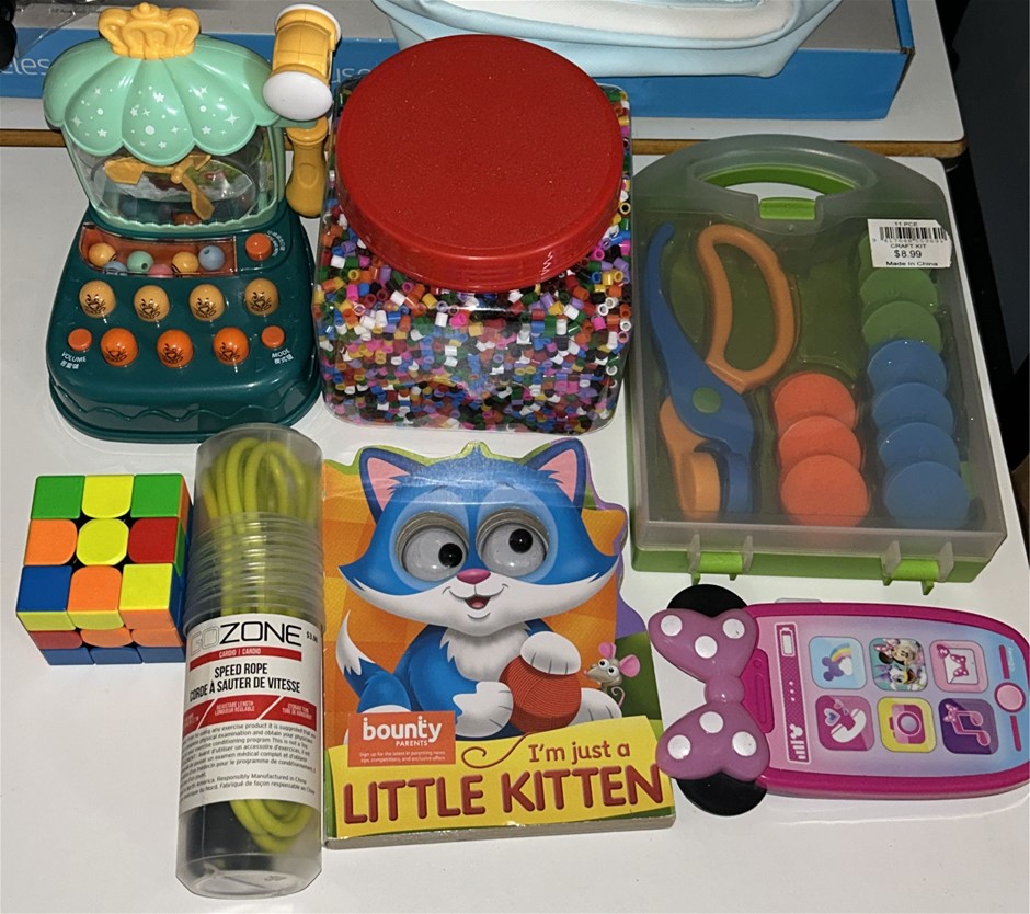 7x Assorted Kids Toys
