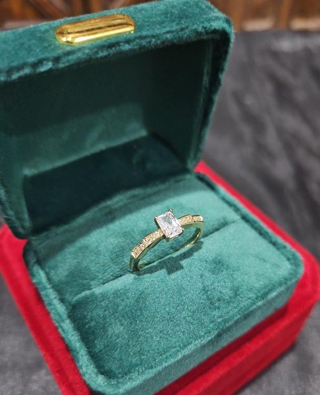 14K/Italy 0.5ct Emerald Cut Yellow Gold Filled Ring(stamped) 7US