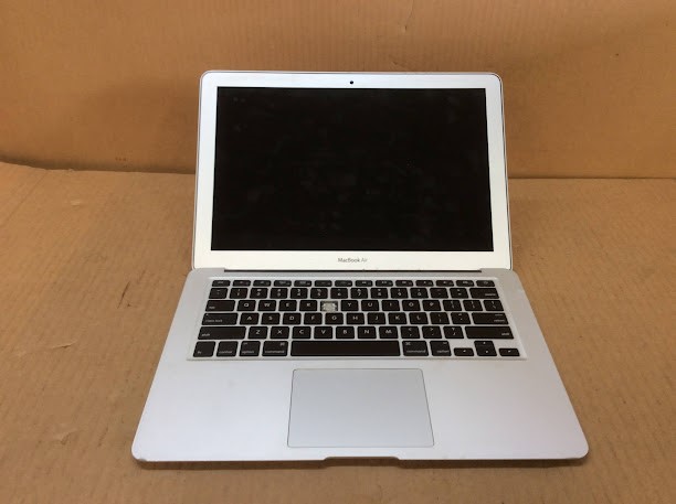 APPLE MacBook Air (A1466) (EMC 2559) Laptop i5-3427U 8GBRAM/128GB