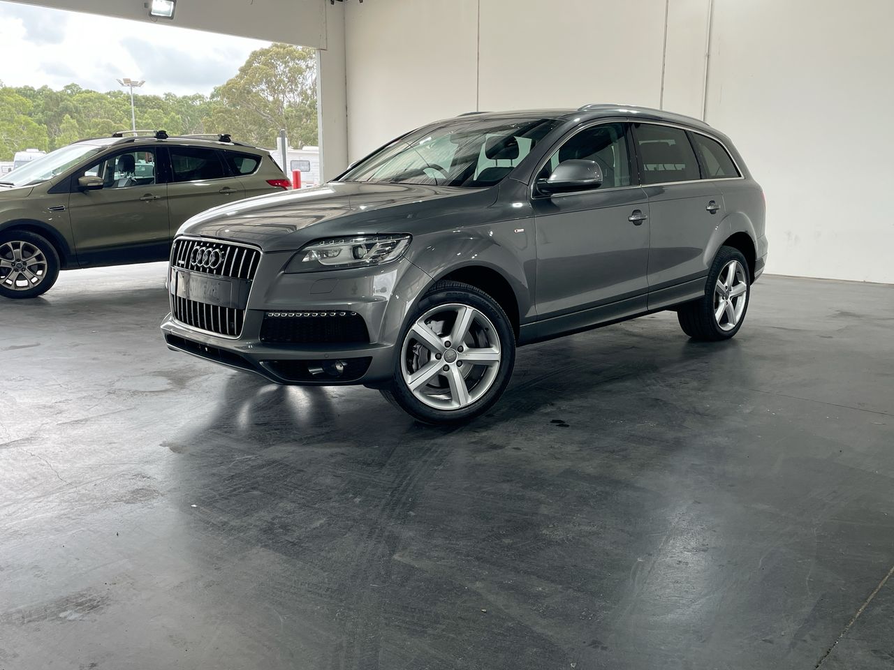 2011 Audi Q7 3.0 TDI quattro Turbo Diesel Automatic - 8 Speed 7 Seats Wagon