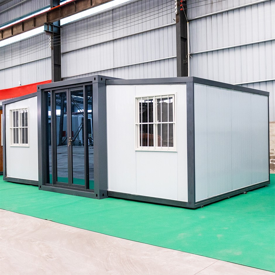 Unreserved & Unused - Portable House & Earthmoving