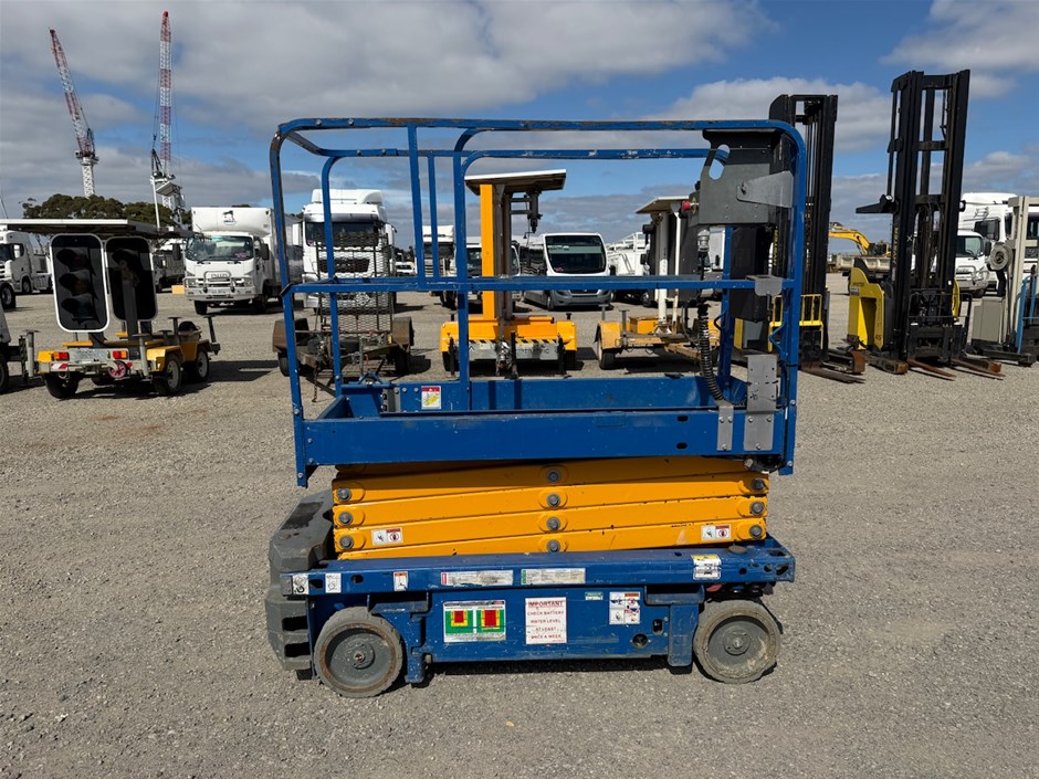 2016 Haulotte Optimum 8 Scissor Lifts