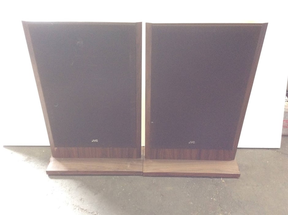 JVC FS-100 Bookshelf Speakers (Lot of 2)