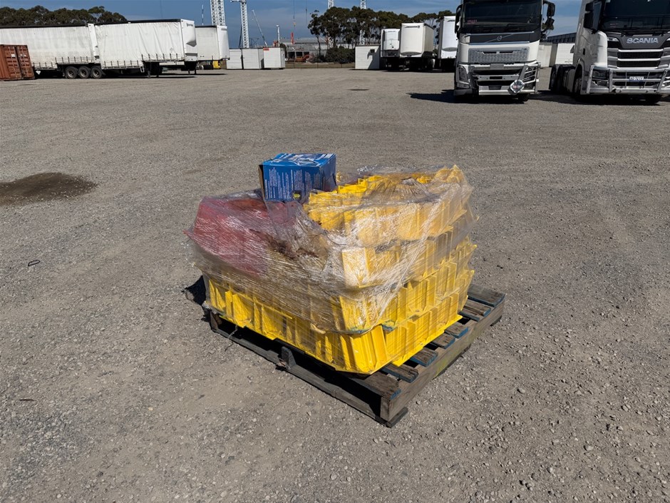 Large Qty of Assorted Safety Boot Free Standing Temporary Guard Rail System