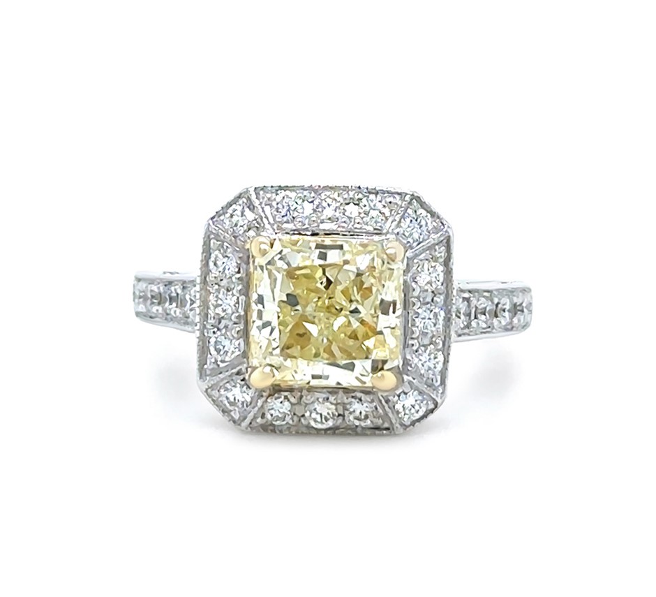 DCLA 18ct White Gold Fancy Yellow Diamond Engagement Ring 2.53ct