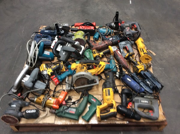 Bosch/Ozito Mixed Brand and Model Electric Drill/Power Tools