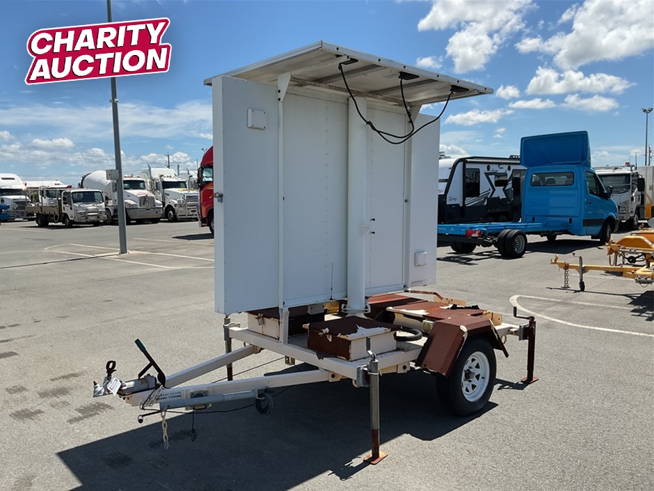 2016 Signtronics STVMS-4000C Single Variable Message Sign Trailer