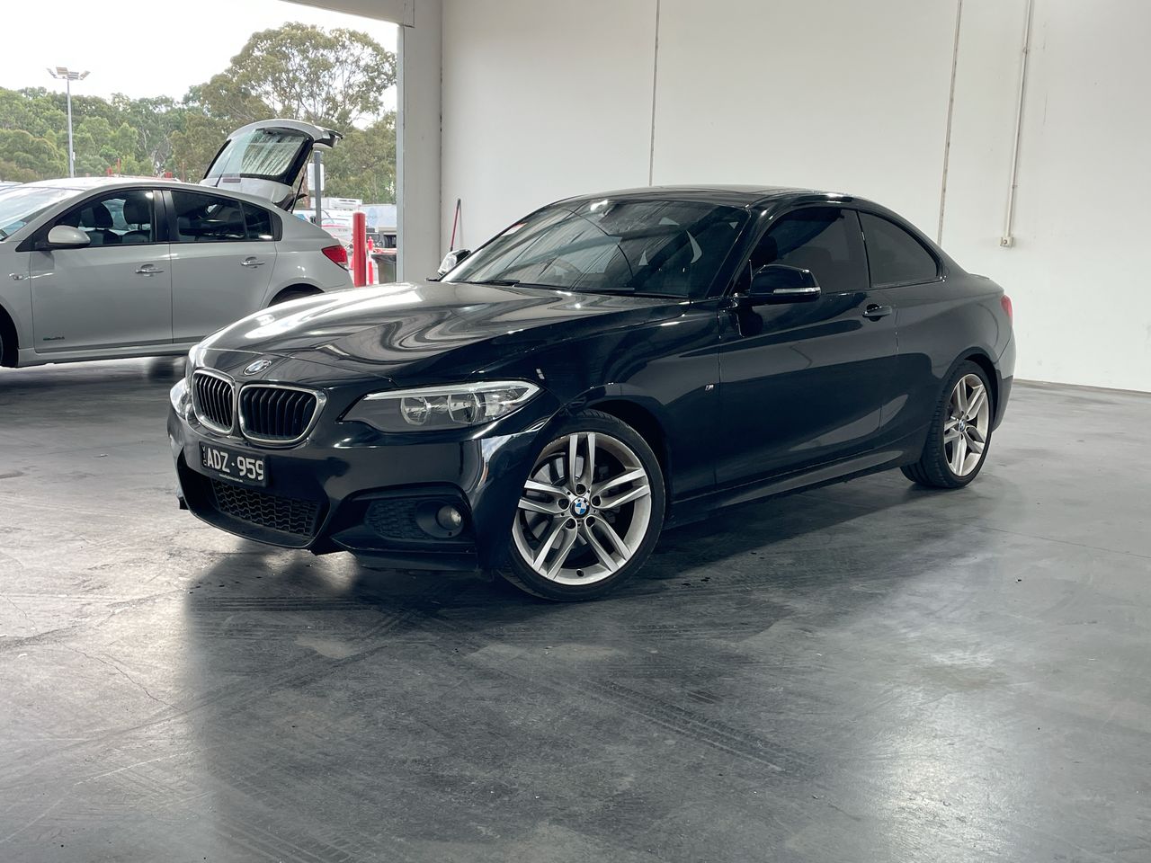 2015 BMW 2 Series 220i F22 Automatic - 8 Speed Coupe