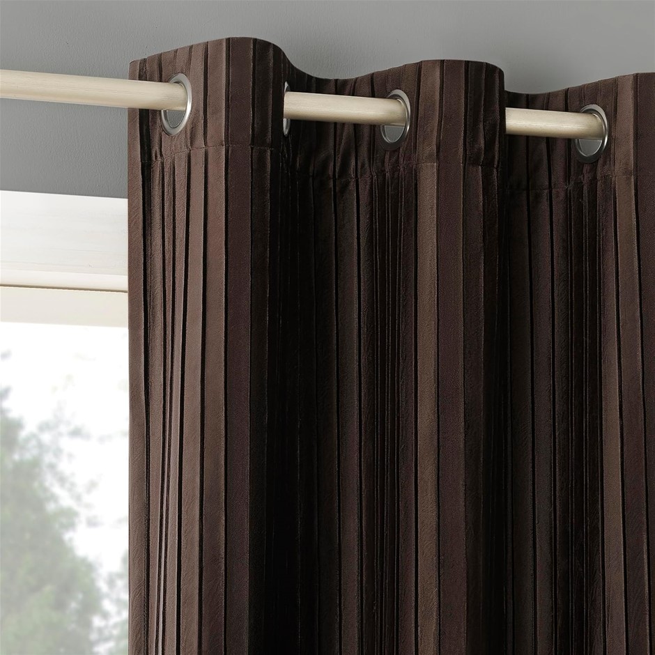 Sun Zero Scarlett 2-Pack Pleated Velvet Noise Reducing Blackout Grommet Cur