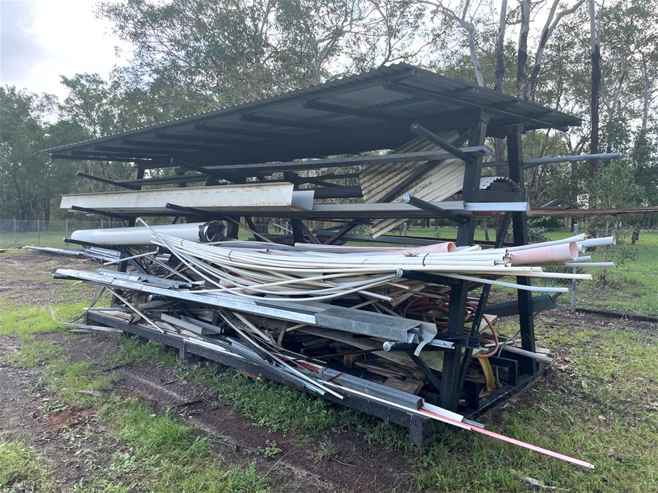 <p>Storage Rack Including All Materials</p>