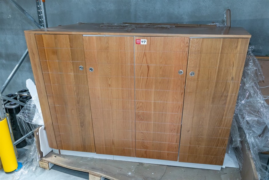 4 Door Cabinet