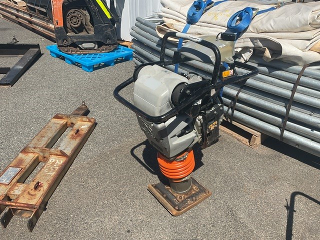 <p>Mikasa MTX-85 Wacka Packer</p>