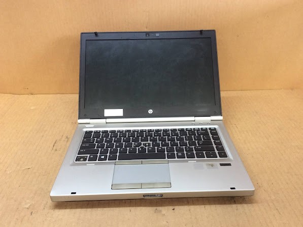 HP EliteBook 8470P Laptop i5-3320M 4GBRAM/120GB