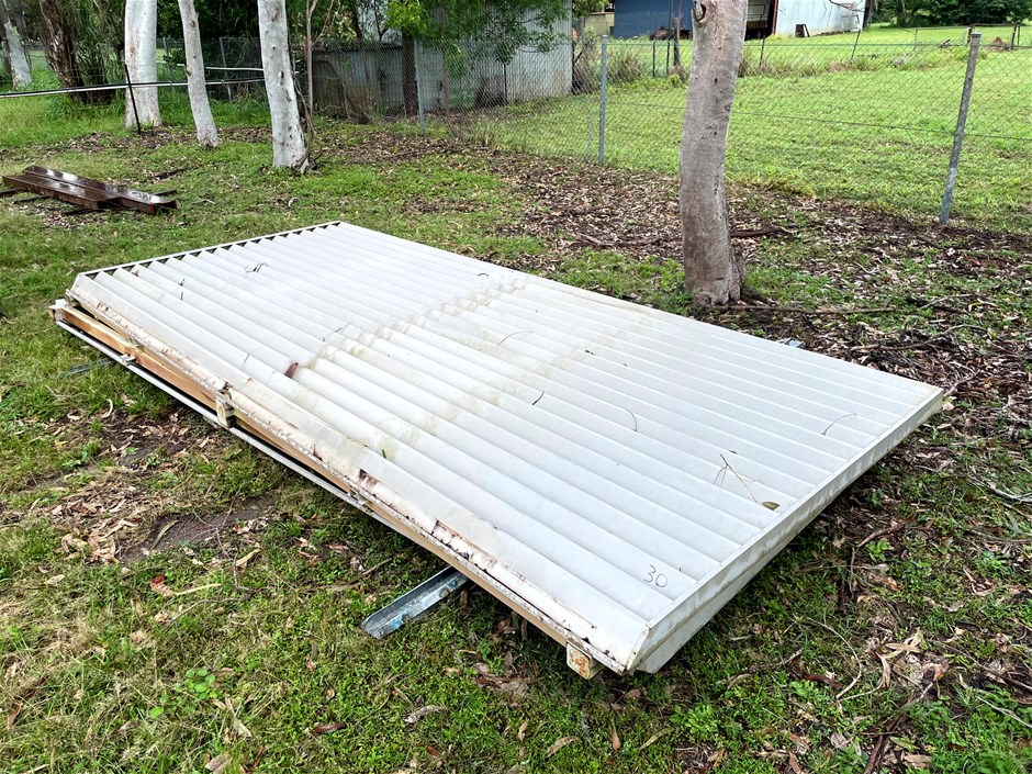 <p>Pair of Large Shed Louvres</p>